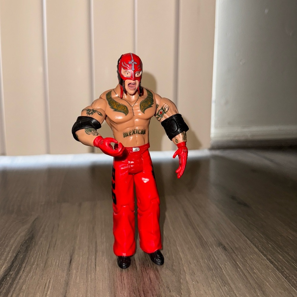 Rey Mysterio WWE Basic Figure Series Wrestling Jakks Pacific 2005